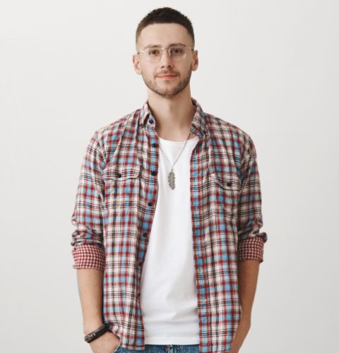 studio-portrait-of-handsome-fashionable-young-euro-MFKQUDR.jpg studio-portrait-of-handsome-fashionable-young-euro-MFKQUDR.jpg